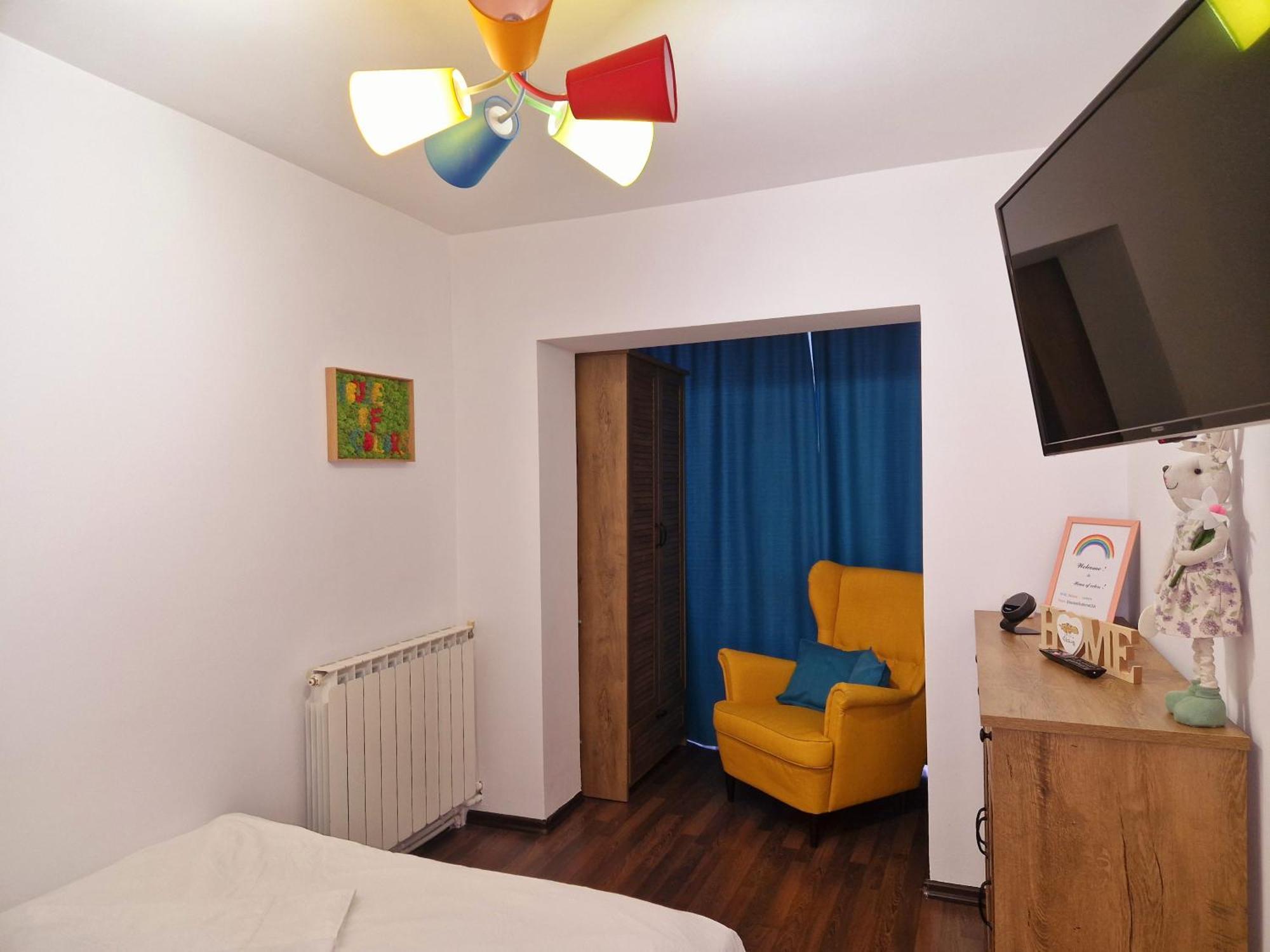 House Of Colors Daire Petroşani Dış mekan fotoğraf